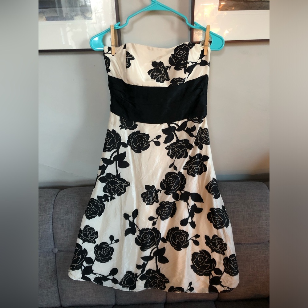 White House black market silk dress
